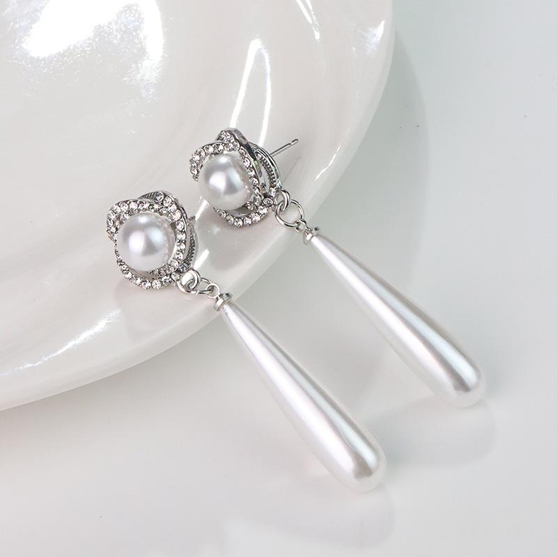 Корейский роскошный ювелирный набор, вдохновленный жемчугом и бриллиантами: Ожерелье, Серьги, Кольцо
Корейский роскошный ювелирный набор, вдохновленный жемчугом и бриллиантами: Ожерелье, Серьги, Кольцо