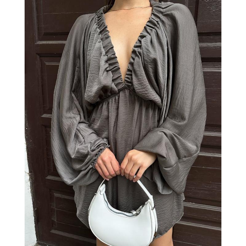 Women s Deep V Neck Ruched Trim Puff Lantern Long Sleeve Loose A Line Mini Dress Casual Vacation Boho Daily Wear Short Dress XL сірий
Women s Deep V Neck Ruched Trim Puff Lantern Long Sleeve Loose A Line Mini Dress Casual Vacation Boho Daily Wear Short Dress XL сірий