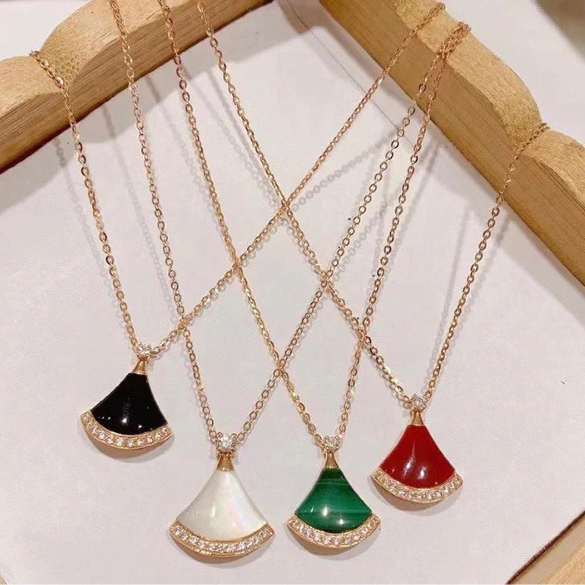 Baojia Rose Gold Mother-of-Pearl Clavicle Necklace for Women Rose Gold зелёный/ярко-розовый
Baojia Rose Gold Mother-of-Pearl Clavicle Necklace for Women Rose Gold зелёный/ярко-розовый
