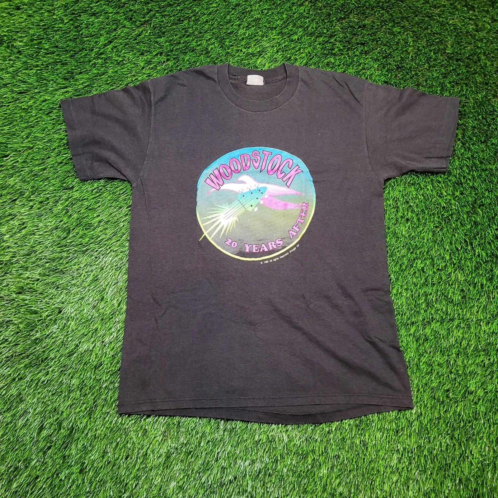 VTG 1989 Woodstock 20 Years After T-Shirt Mens S Single Stitch Dated 80s XL
VTG 1989 Woodstock 20 Years After T-Shirt Mens S Single Stitch Dated 80s XL