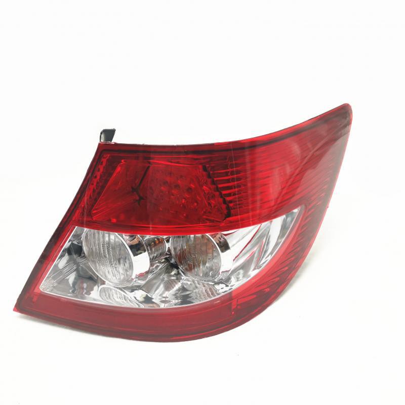 Совместимый светодиодный задний фонарь для BYD F3 (Модели 2005-2013 годов)
Совместимый светодиодный задний фонарь для BYD F3 (Модели 2005-2013 годов)