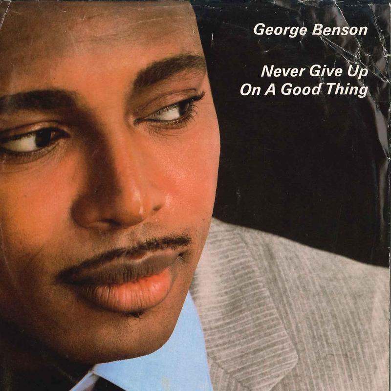 7inch Record GEORGE BENSON - Never Give Up On A Good Thing / Liv WBS50005 WARNER BROTHERS 1981 US Jazz Used
7inch Record GEORGE BENSON - Never Give Up On A Good Thing / Liv WBS50005 WARNER BROTHERS 1981 US Jazz Used
