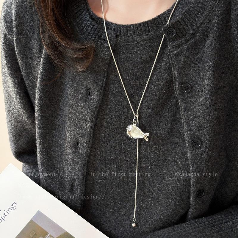 Pulling Necklace for Little Fish - Simple and Stylish, Unique Design, Cute Long Winter Decorative Sweater Chain Silver fish
Pulling Necklace for Little Fish - Simple and Stylish, Unique Design, Cute Long Winter Decorative Sweater Chain Silver fish