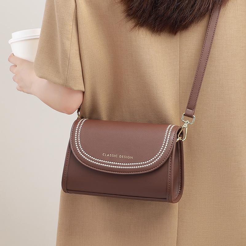 2025 New Women s Bag Crossbody Bag Genuine Leather Small Square Bag Original Design High-end Feel Shoulder Bag Brown(Public Version)
2025 New Women s Bag Crossbody Bag Genuine Leather Small Square Bag Original Design High-end Feel Shoulder Bag Brown(Public Version)
