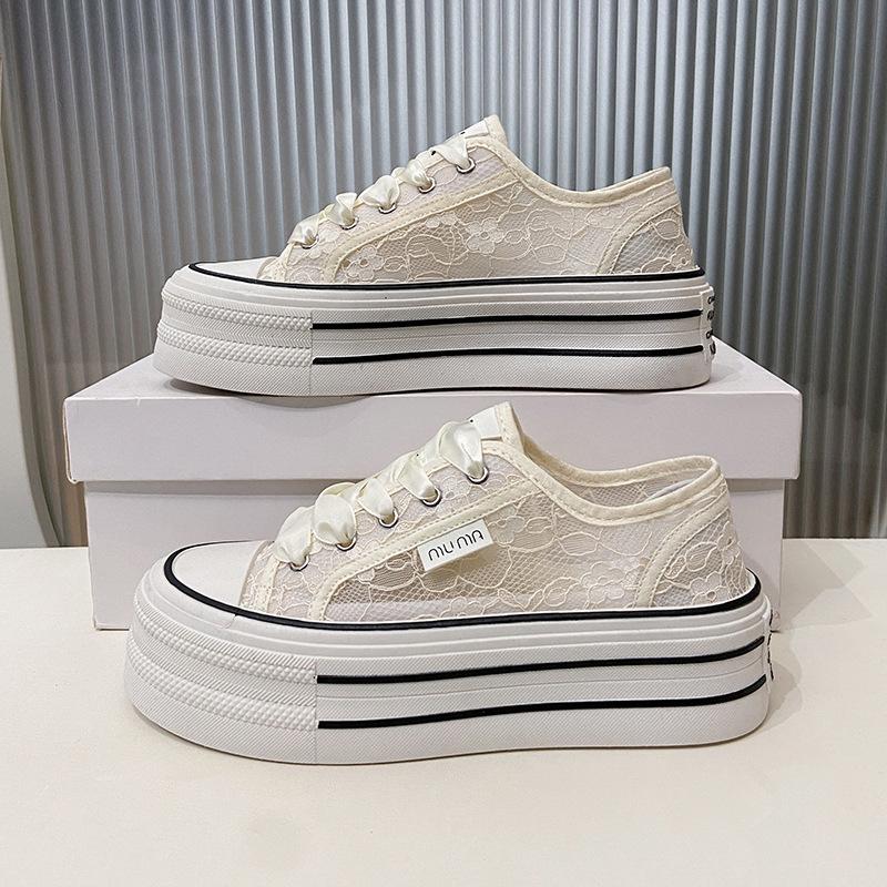 Маленькие белые туфли сетчатые туфли женские летние новые кружевные сетчатые дышащие на толстой подошве одинарные туфли с небольшой высотой каблука повседневные женские туфли 40 бежевый
Маленькие белые туфли сетчатые туфли женские летние новые кружевные сетчатые дышащие на толстой подошве одинарные туфли с небольшой высотой каблука повседневные женские туфли 40 бежевый