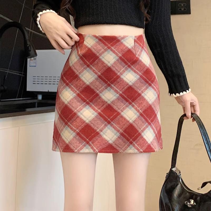 Women s High-Waisted Red Plaid Tweed Midi Skirt - Slimming A-Line, Plus Size & Petite, Autumn/Winter 2025 Collection 4XL
Women s High-Waisted Red Plaid Tweed Midi Skirt - Slimming A-Line, Plus Size & Petite, Autumn/Winter 2025 Collection 4XL