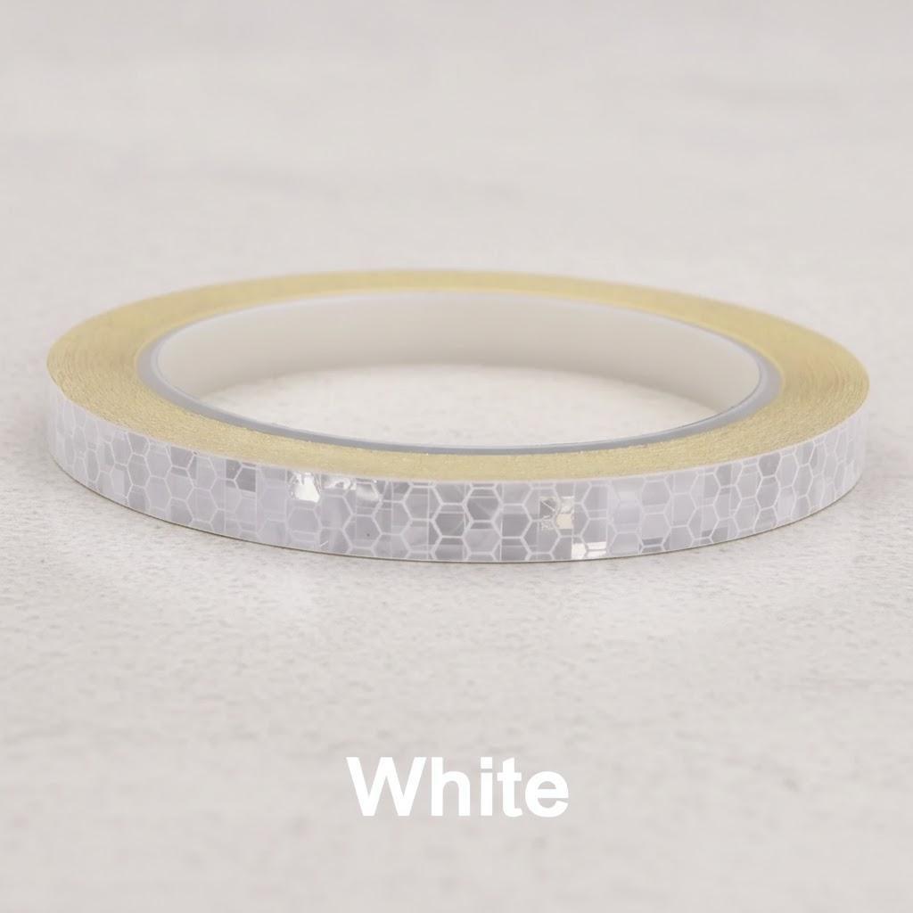 Reflective Safety Sticker Tape for Car Bicycle Night Visibility Warning Stripes Traffic Safety Decals Outdoor Accessories белый
Reflective Safety Sticker Tape for Car Bicycle Night Visibility Warning Stripes Traffic Safety Decals Outdoor Accessories белый