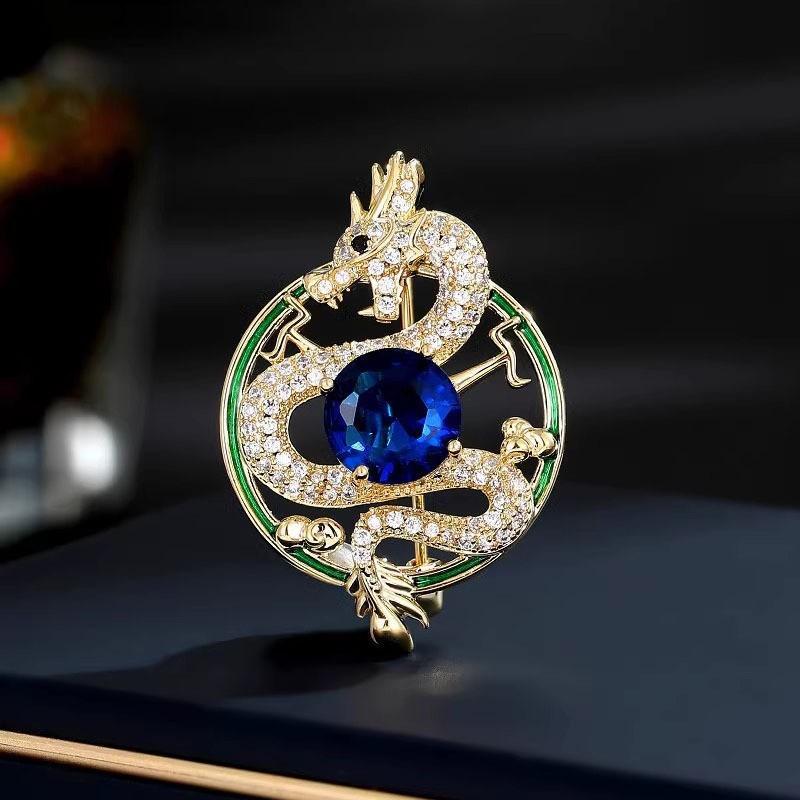 Brooch Luxury Retro Court Chinese Style Zodiac Auspicious Dragon Crystal Necklace Accessories Suit Brooch Pin
Brooch Luxury Retro Court Chinese Style Zodiac Auspicious Dragon Crystal Necklace Accessories Suit Brooch Pin