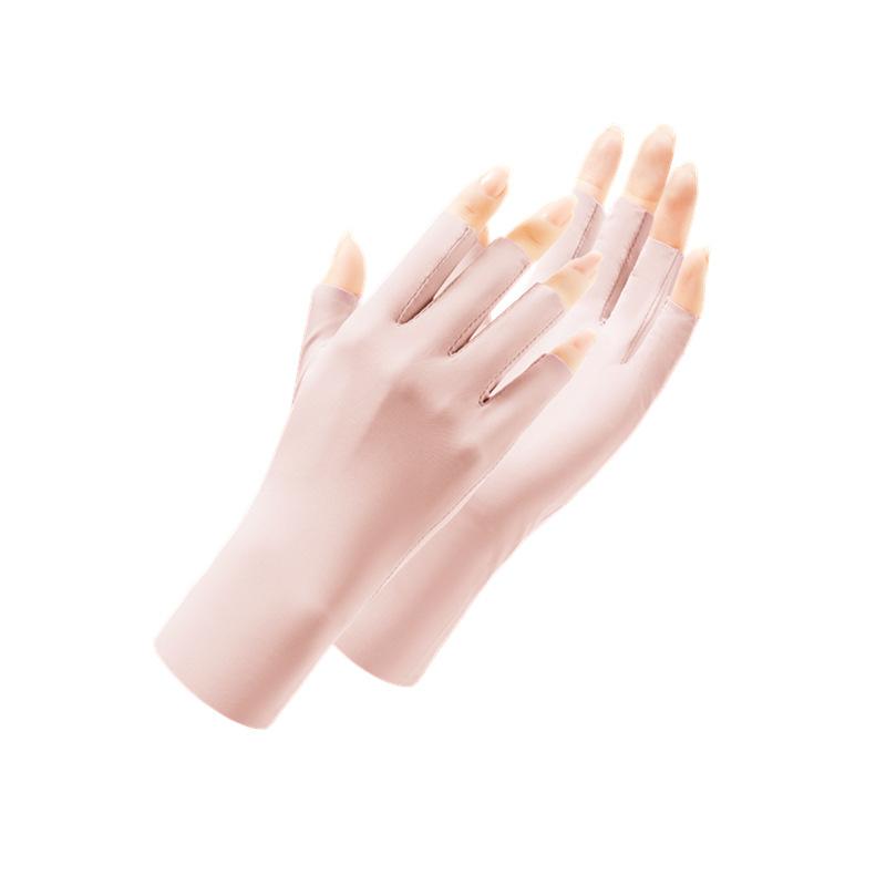 Ice silk sunscreen half-finger gloves men and women summer UV protection outdoor tea picking manicure driving cycling light and thin One size
Ice silk sunscreen half-finger gloves men and women summer UV protection outdoor tea picking manicure driving cycling light and thin One size