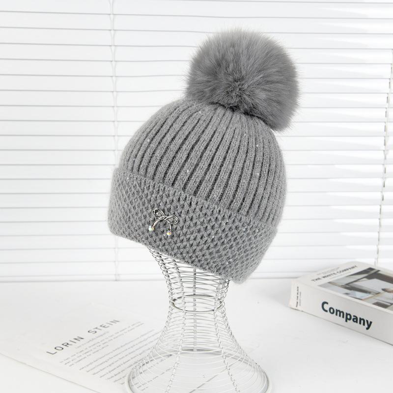 Jiayi rabbit fur knitted hat women s autumn and winter velvet warm wool hat Korean version versatile face small big hairball cold hat tide One size fits all сірий колір
Jiayi rabbit fur knitted hat women s autumn and winter velvet warm wool hat Korean version versatile face small big hairball cold hat tide One size fits all сірий колір