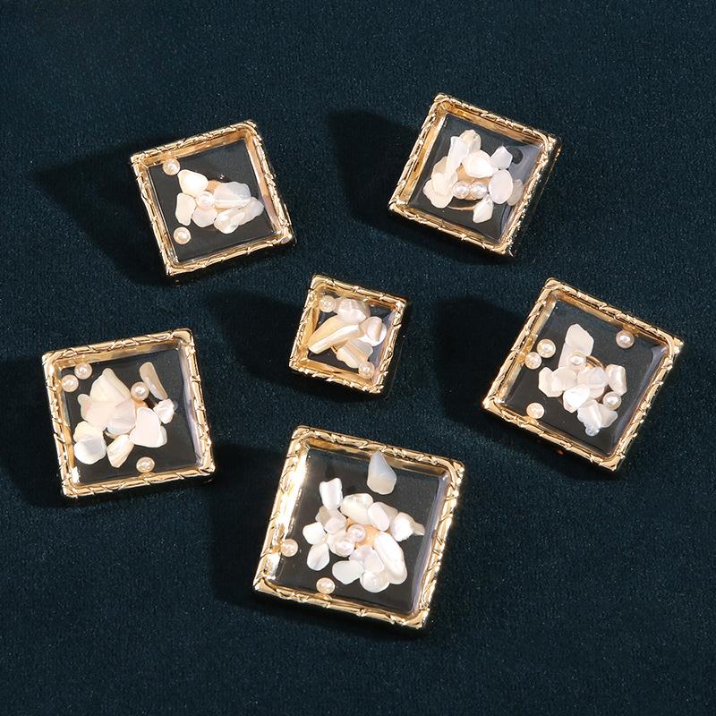 Square Buttons Versatile Women S Clothes Coat Jacket Sweater Trench Coat Buttons Transparent Metal Buttons Gold * 24L = 15.0 MM
Square Buttons Versatile Women S Clothes Coat Jacket Sweater Trench Coat Buttons Transparent Metal Buttons Gold * 24L = 15.0 MM