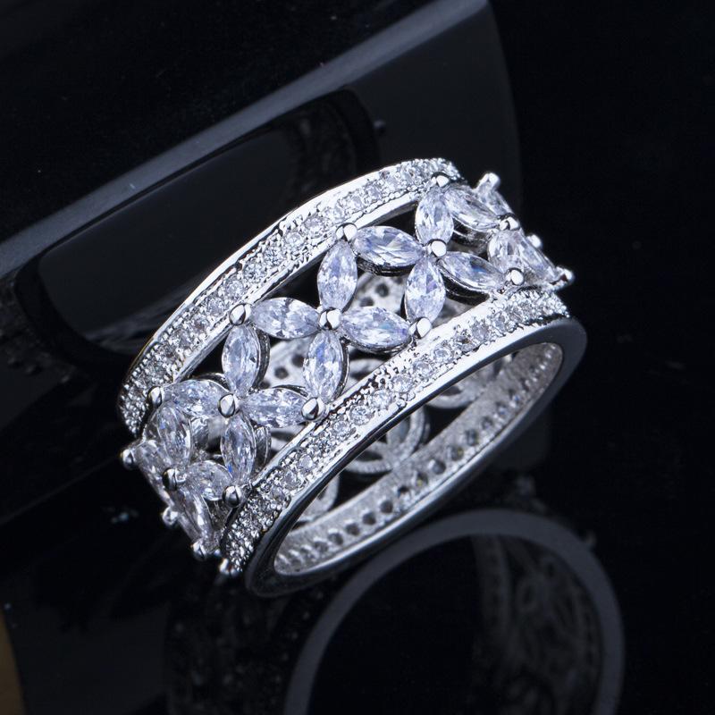J0105 Women S Ring Full Of Zircon 9
J0105 Women S Ring Full Of Zircon 9