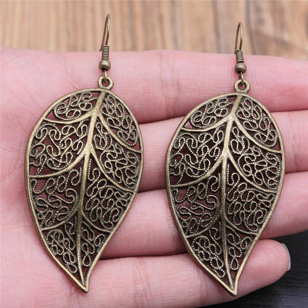 Leaf Pendant Earrings Women Dangle Earrings Drop Earrings Jewelry Simple Earring
Leaf Pendant Earrings Women Dangle Earrings Drop Earrings Jewelry Simple Earring