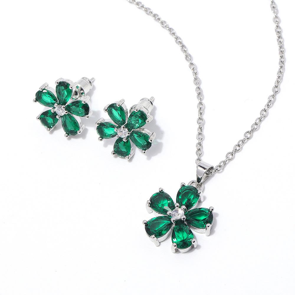 Маленький цветок циркон серьги комплект ожерелье Высококачественные сказочные аксессуары многоцветный дополнительный комплект ювелирных изделий для женщин necklace stud earrings two-piece set free chain
Маленький цветок циркон серьги комплект ожерелье Высококачественные сказочные аксессуары многоцветный дополнительный комплект ювелирных изделий для женщин necklace stud earrings two-piece set free chain