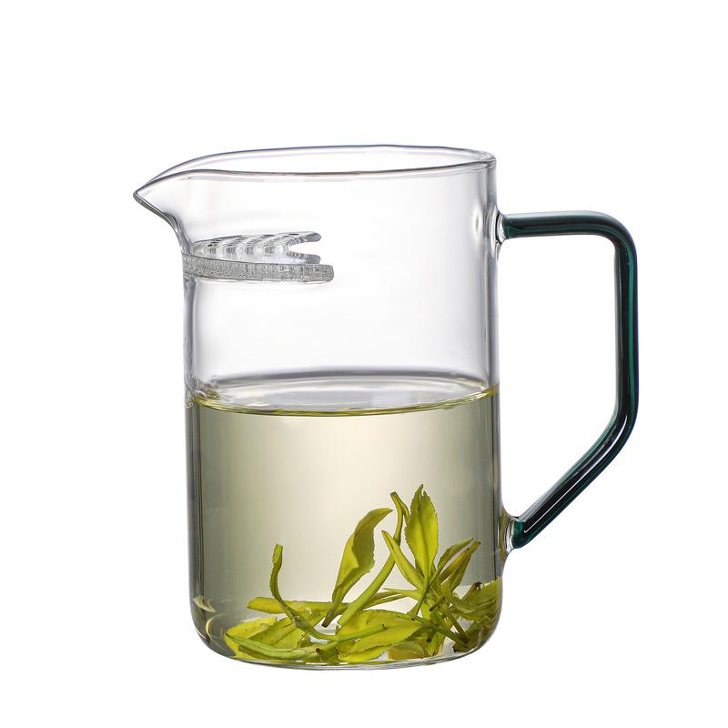 High borosilicate glass half crescent fair cup tea filter integrated large filter tea cup tea dispenser thickened heat-resistant tea sea
High borosilicate glass half crescent fair cup tea filter integrated large filter tea cup tea dispenser thickened heat-resistant tea sea