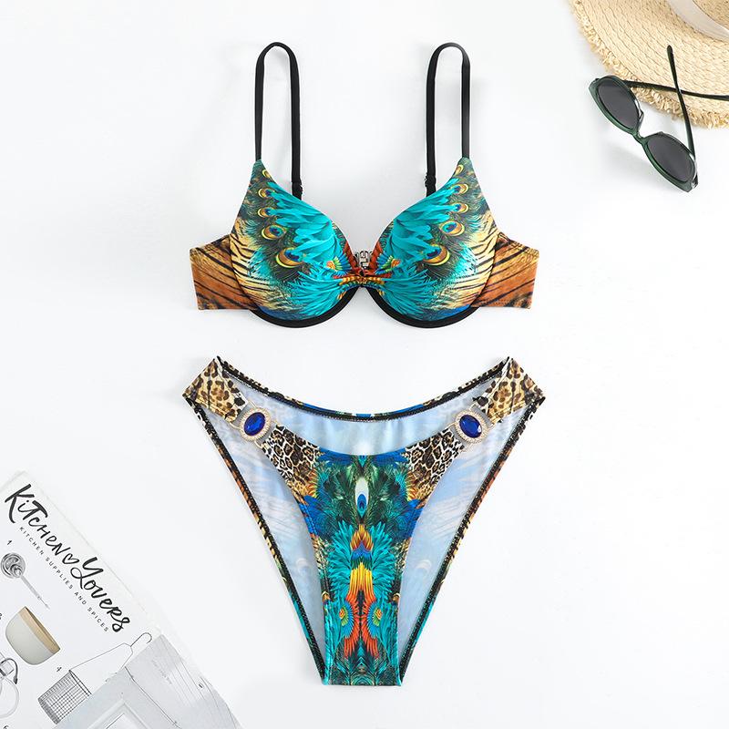 Women s Peacock Feather & Leopard Print Bikini Set Gemstone Detail Two Piece Swimsuit S синій
Women s Peacock Feather & Leopard Print Bikini Set Gemstone Detail Two Piece Swimsuit S синій