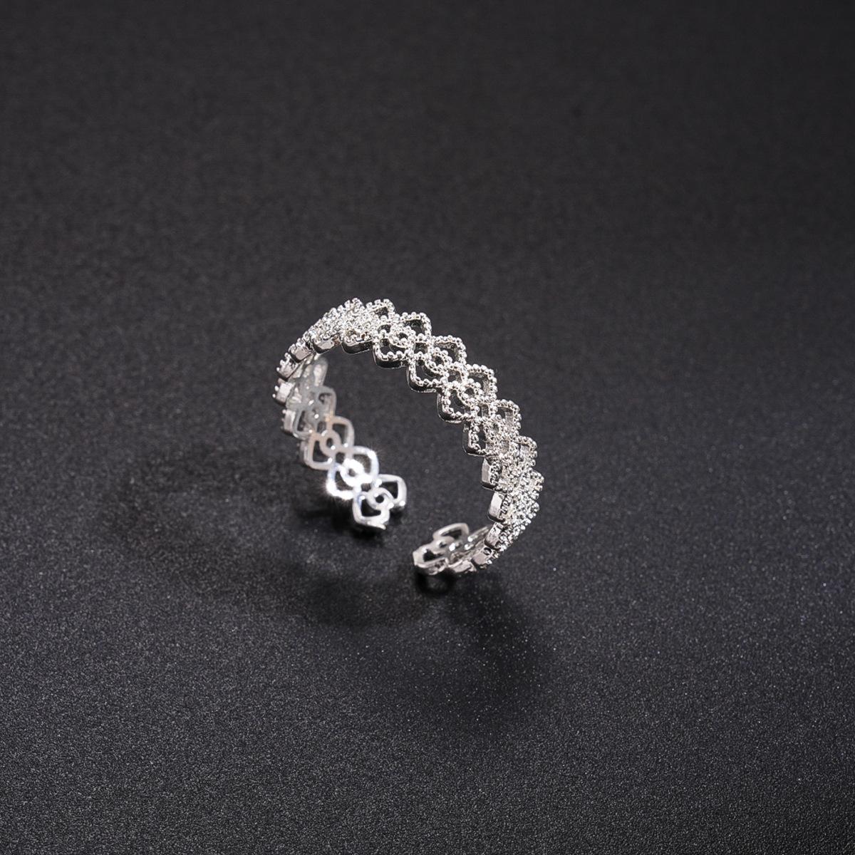 Zircon Hollow Oval Flower Opening Ring Cold Wind Jewelry
Zircon Hollow Oval Flower Opening Ring Cold Wind Jewelry
