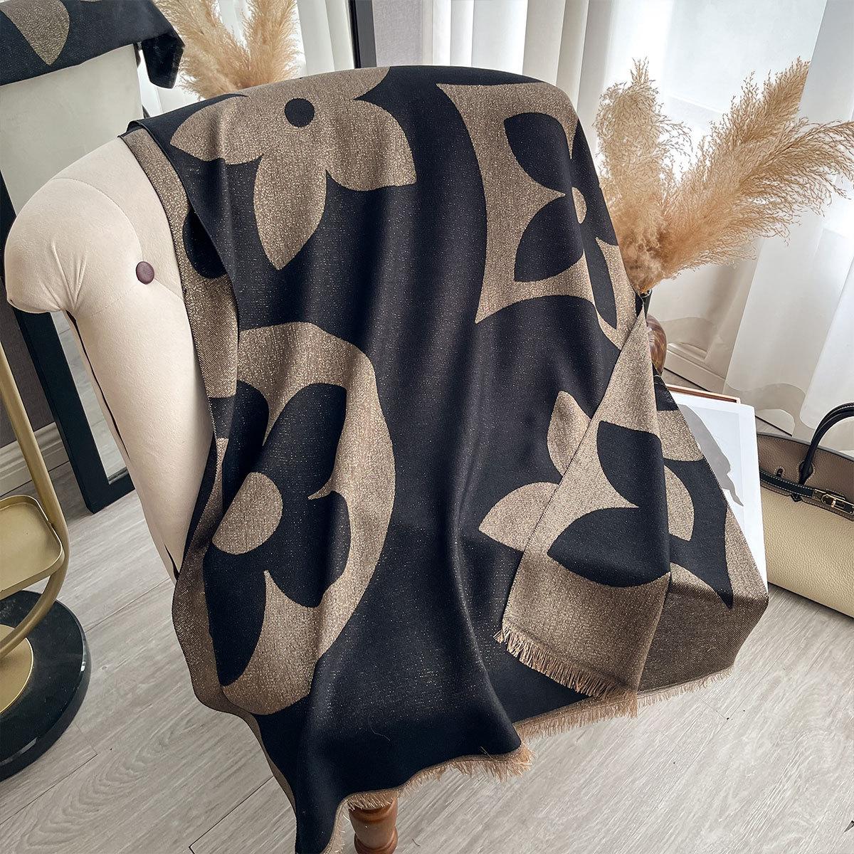 New Scarf Women s Spring and Autumn Fashion Five-pointed Star Imitation Cashmere Scarf Shawl Scarf 185*65CM чорний
New Scarf Women s Spring and Autumn Fashion Five-pointed Star Imitation Cashmere Scarf Shawl Scarf 185*65CM чорний