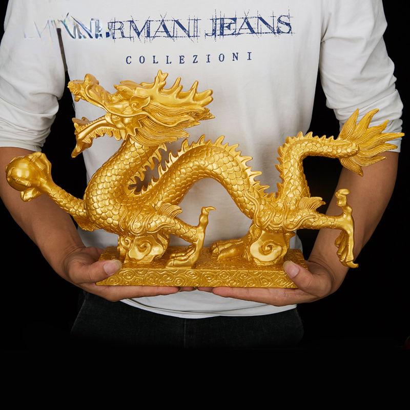 Фен-шуй довгий Qinglong смола імітація міді Hanlong орнаменти Shenlong основа зодіаку дракона прикраси будинку 11x2.3x7cm
Фен-шуй довгий Qinglong смола імітація міді Hanlong орнаменти Shenlong основа зодіаку дракона прикраси будинку 11x2.3x7cm