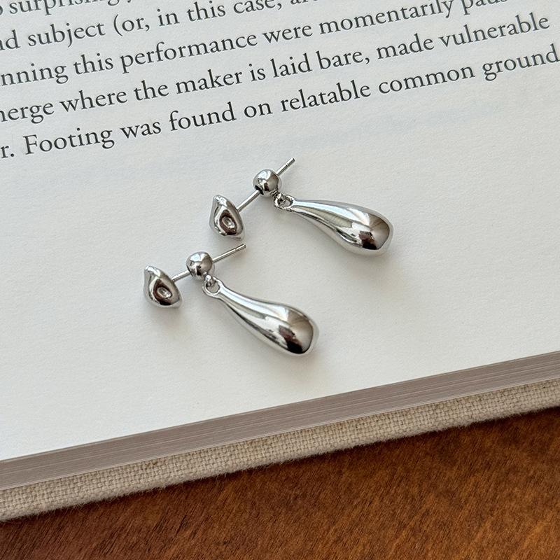 New 925 Sterling Silver Water Drop Shape Earrings Personality Charm Women Earrings Birthday Gift for Friends Exquisite Jewelry платиновий
New 925 Sterling Silver Water Drop Shape Earrings Personality Charm Women Earrings Birthday Gift for Friends Exquisite Jewelry платиновий