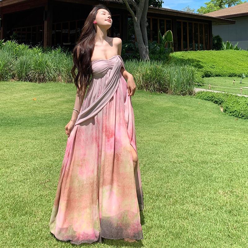 Beauty God Descends French Sense Retro Oil Painting Smudge Tube Top Dress Vacation Long Dress Temperament Fairy Dress S
Beauty God Descends French Sense Retro Oil Painting Smudge Tube Top Dress Vacation Long Dress Temperament Fairy Dress S