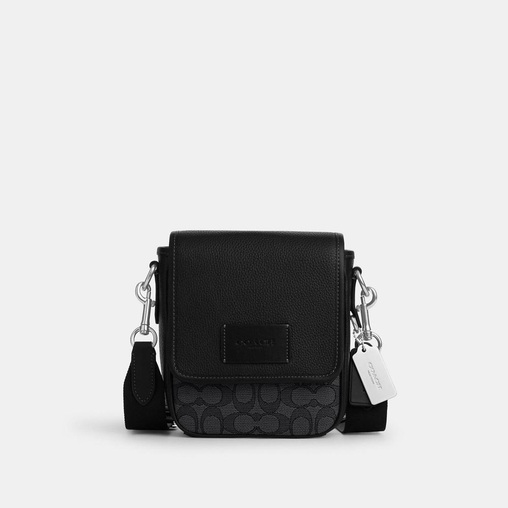 Кроссбоди Coach Lucas Crossbody In Signature Жаккардовое серебро, угольно-черный цвет
Кроссбоди Coach Lucas Crossbody In Signature Жаккардовое серебро, угольно-черный цвет