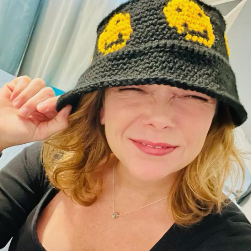 Новая вязаная вручную шапка рыбака в полоску, подходящая по цвету для взрослых, шапка-пуловер, шапка-ушанка
Новая вязаная вручную шапка рыбака в полоску, подходящая по цвету для взрослых, шапка-пуловер, шапка-ушанка