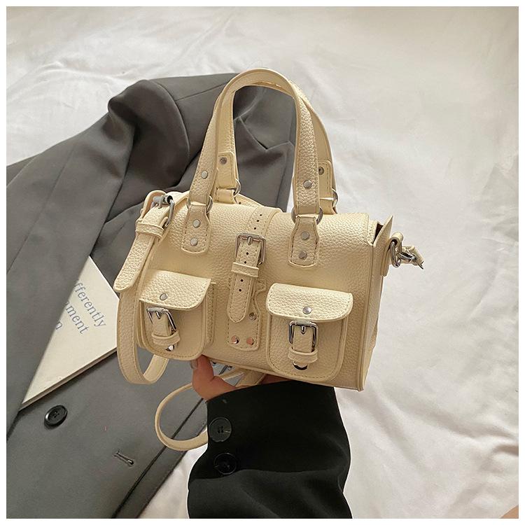 Трендовая мягкая сумка-тоут для лица женская 2025 новая высококлассная универсальная сумка на плечо модная нишевая сумка-мессенджер для поездок
Трендовая мягкая сумка-тоут для лица женская 2025 новая высококлассная универсальная сумка на плечо модная нишевая сумка-мессенджер для поездок