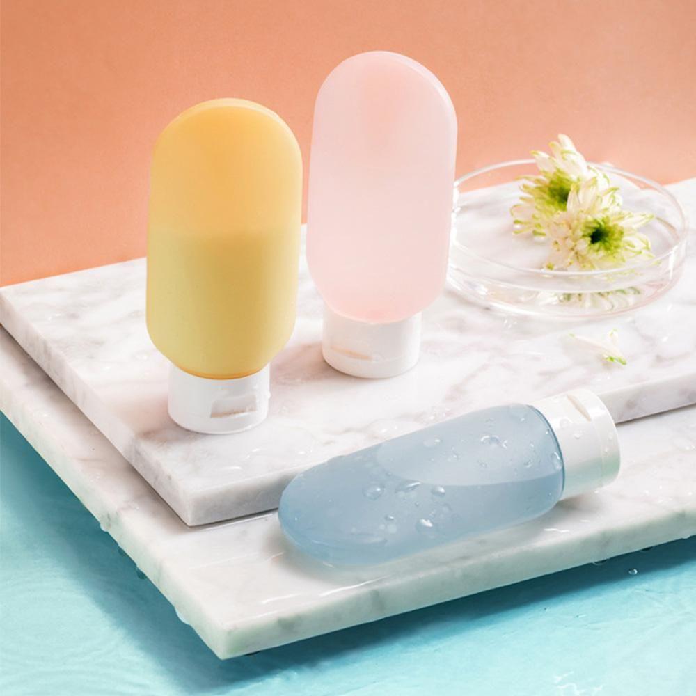 Lotion Shower Gel Squeeze Bottle Refillable Bottles Kits Cosmetics Containers with Carrying Bag
Lotion Shower Gel Squeeze Bottle Refillable Bottles Kits Cosmetics Containers with Carrying Bag