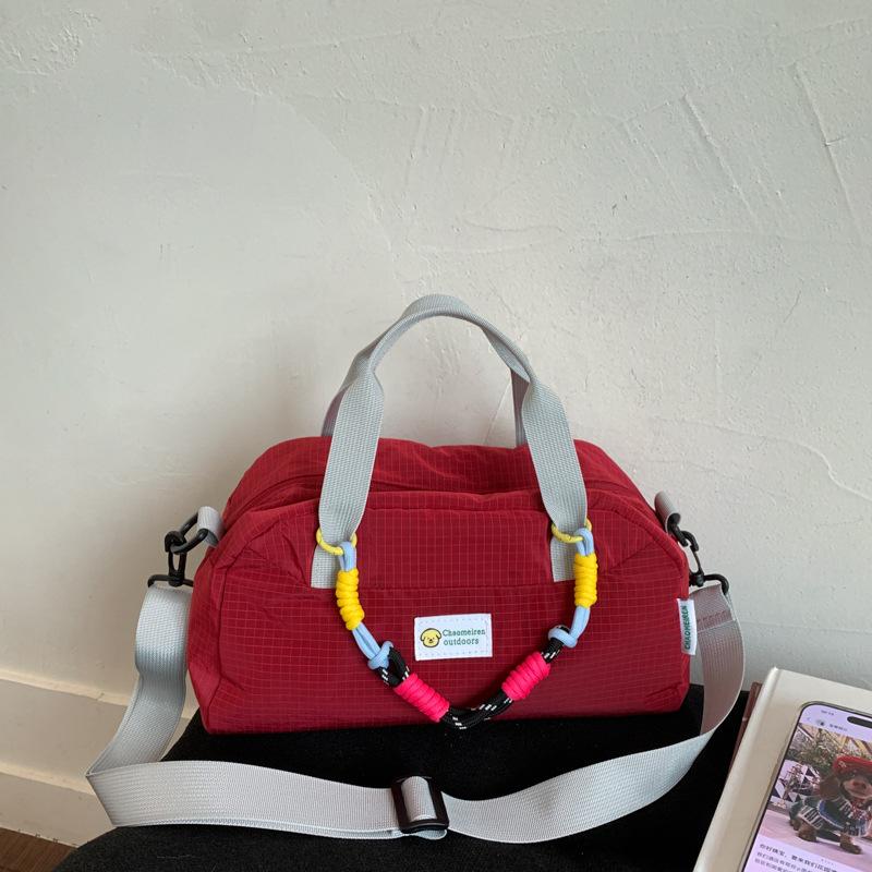 Japanese trend fashion sports messenger bag men s and women s light travel bowling bag simple casual messenger shoulder bag бордовый
Japanese trend fashion sports messenger bag men s and women s light travel bowling bag simple casual messenger shoulder bag бордовый