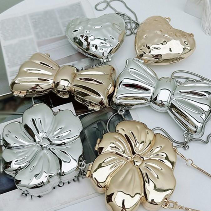 Fashion Trend Compact Acrylic Different Patterns Mini Coin Purse Women s Crossbody Bag Wholesale Bag Magnetic Clasp Design Golden Bow срібний
Fashion Trend Compact Acrylic Different Patterns Mini Coin Purse Women s Crossbody Bag Wholesale Bag Magnetic Clasp Design Golden Bow срібний