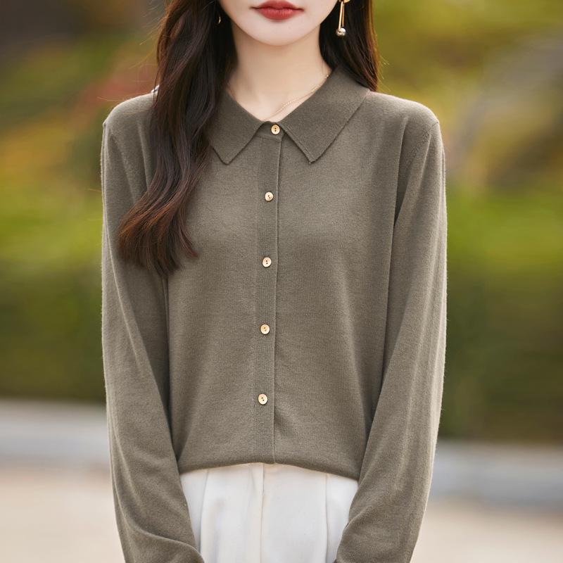 Polo Collar Knitted Cardigan: Slim Fit, Solid Color, Versatile for Spring & Autumn Women s Business Casual Wear XL (fits 62.5-67.5 kg) чёрный
Polo Collar Knitted Cardigan: Slim Fit, Solid Color, Versatile for Spring & Autumn Women s Business Casual Wear XL (fits 62.5-67.5 kg) чёрный