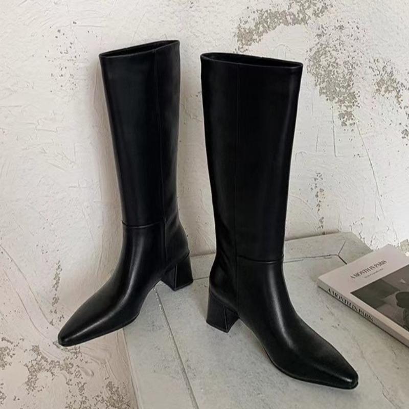 Женские зимние новые ретро коричневые прямые и широкие сапоги-рыцари обувь на платформе коричневые длинные сапоги женские 40
Женские зимние новые ретро коричневые прямые и широкие сапоги-рыцари обувь на платформе коричневые длинные сапоги женские 40