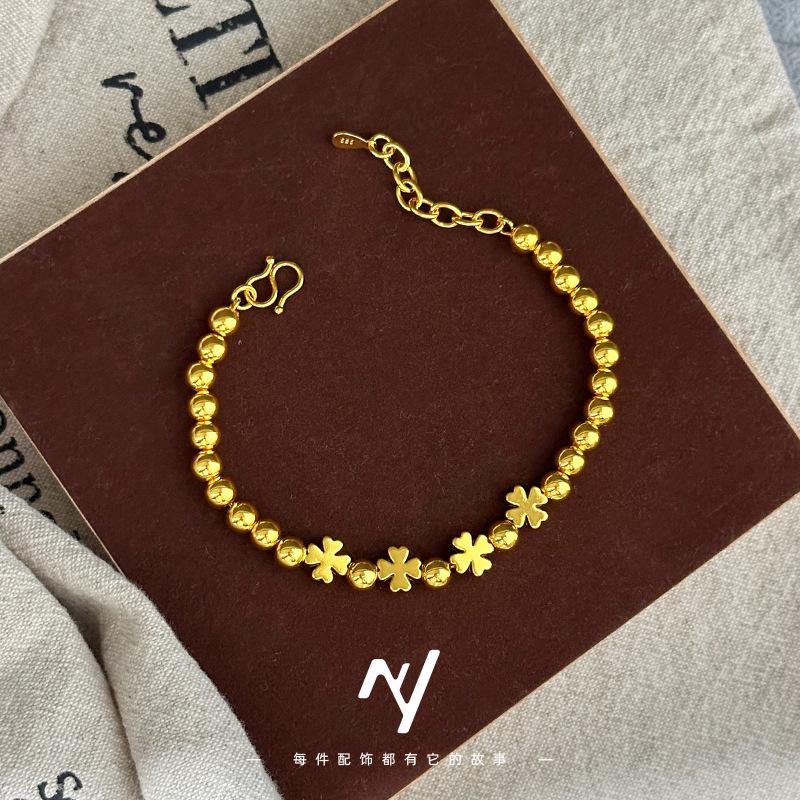 Pure Gold Light Luxury Design Sense European and American Style Four-leaf Clover Light Bead Bracelet for Women золотой
Pure Gold Light Luxury Design Sense European and American Style Four-leaf Clover Light Bead Bracelet for Women золотой