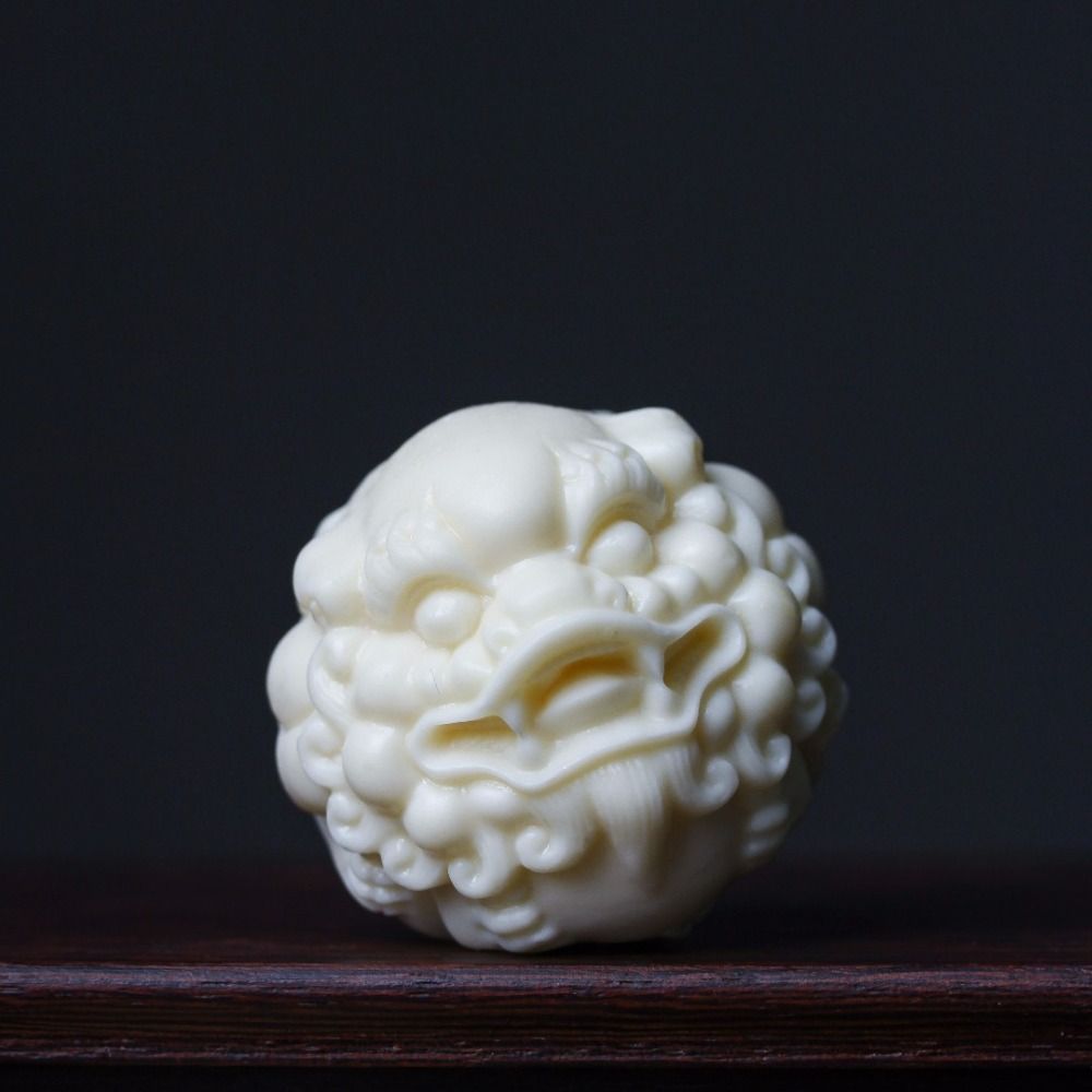 Cute Pixiu Handballs Hand-Carved Solid Fitness Balls Lion Head Handballs Article For Amusement белый
Cute Pixiu Handballs Hand-Carved Solid Fitness Balls Lion Head Handballs Article For Amusement белый