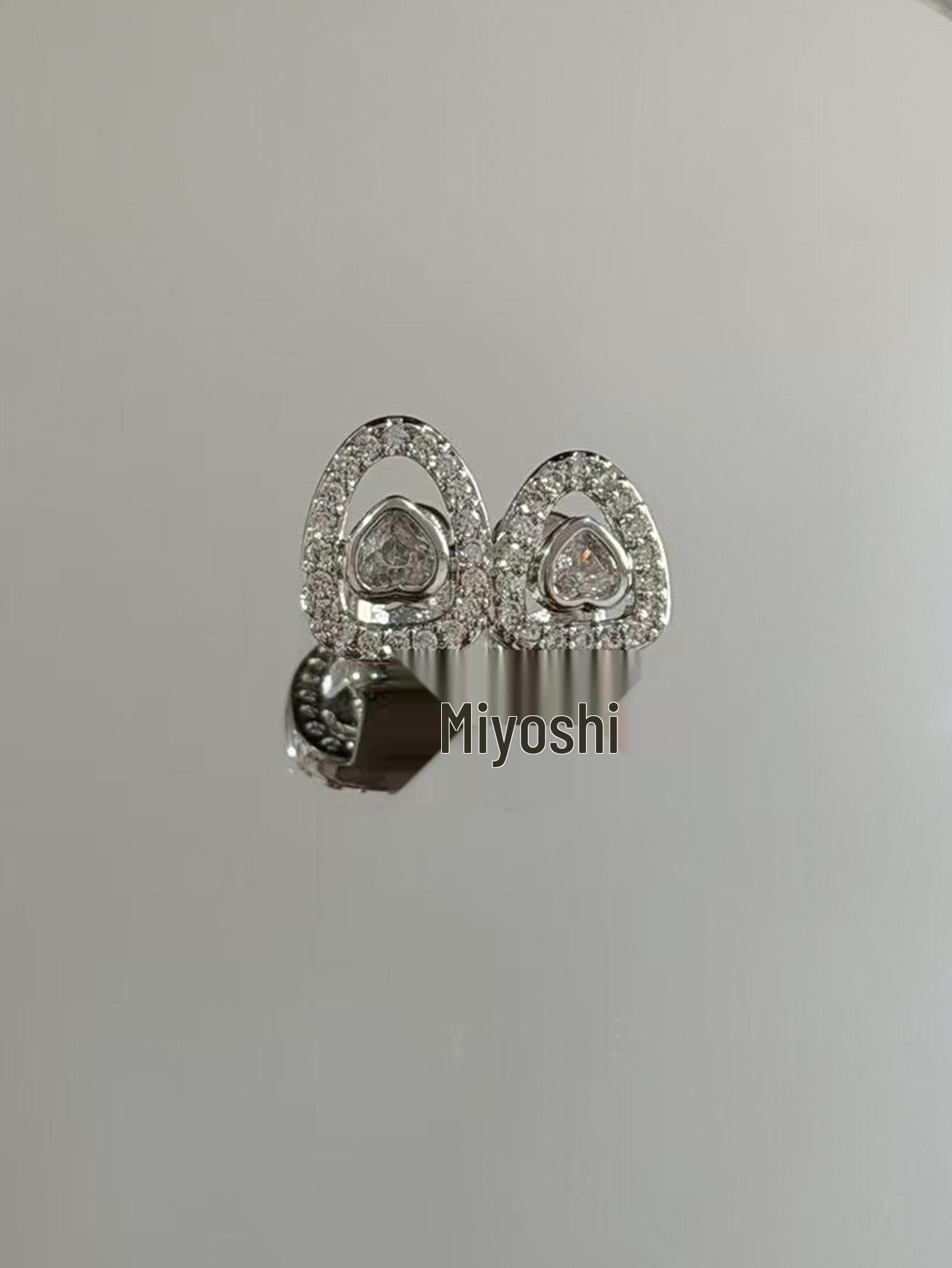 Hollow Arc Copper Zirconia Hip Hop Grillz - Trendy Tooth Jewelry
Hollow Arc Copper Zirconia Hip Hop Grillz - Trendy Tooth Jewelry