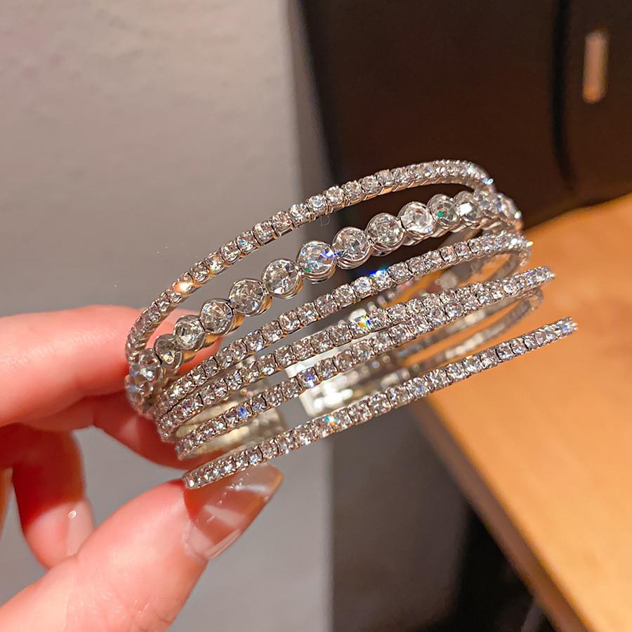 Geometric Multilayer Open Bracelet With Zirconia For Fashion Casual Wear срібний
Geometric Multilayer Open Bracelet With Zirconia For Fashion Casual Wear срібний