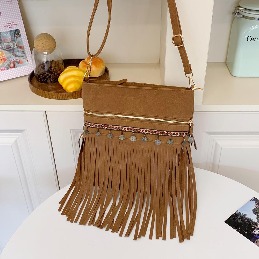 Korean Style Fringe Suede Messenger Bag Solid Color Large Capacity Tassel Shoulder Bag PU Leather Bohemian Style Crossbody Bag коричневый
Korean Style Fringe Suede Messenger Bag Solid Color Large Capacity Tassel Shoulder Bag PU Leather Bohemian Style Crossbody Bag коричневый