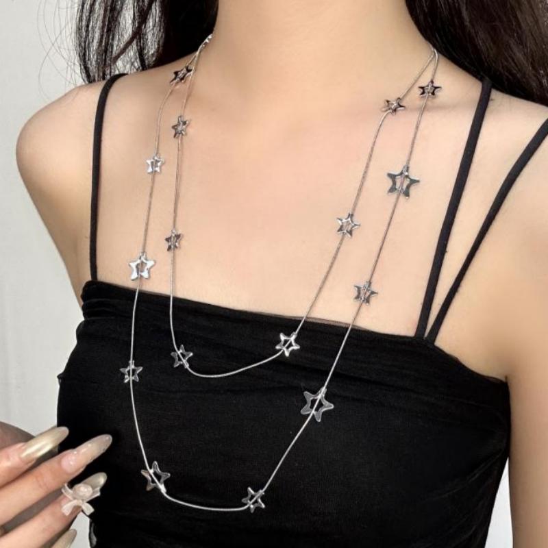 Y2K Metallic Star Necklace for Men Women Hollow Double Layer Stackable Design Sweater Necklace Punk Fashion Party Jewelry Gifts
Y2K Metallic Star Necklace for Men Women Hollow Double Layer Stackable Design Sweater Necklace Punk Fashion Party Jewelry Gifts