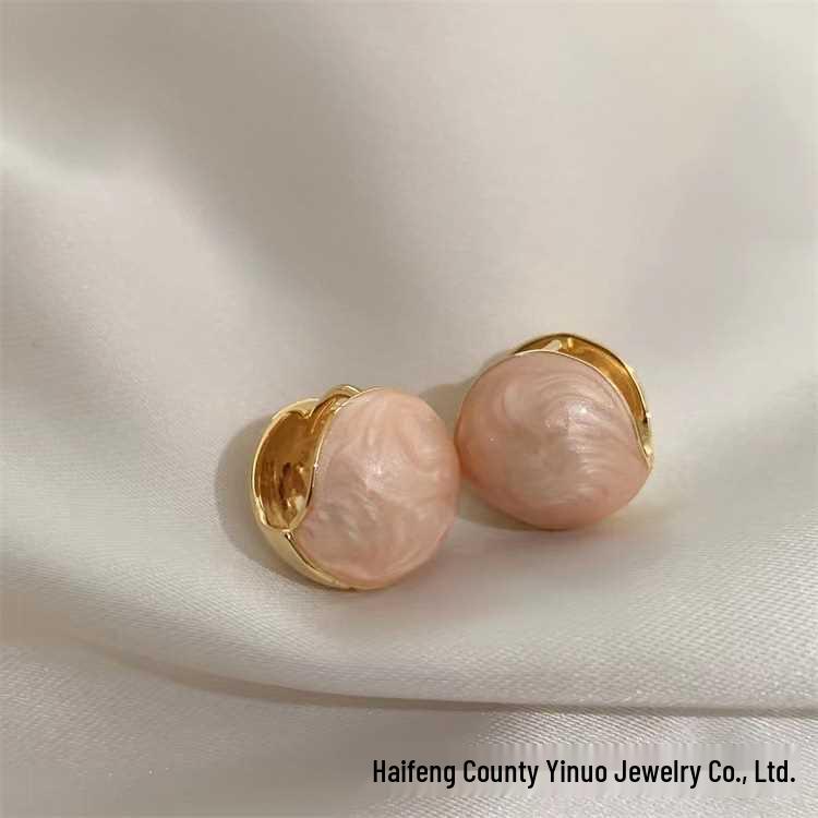 Fenghe Round Stud Earrings: 925 Silver, Niche Design, Celebrity Style, Simple & Elegant
Fenghe Round Stud Earrings: 925 Silver, Niche Design, Celebrity Style, Simple & Elegant