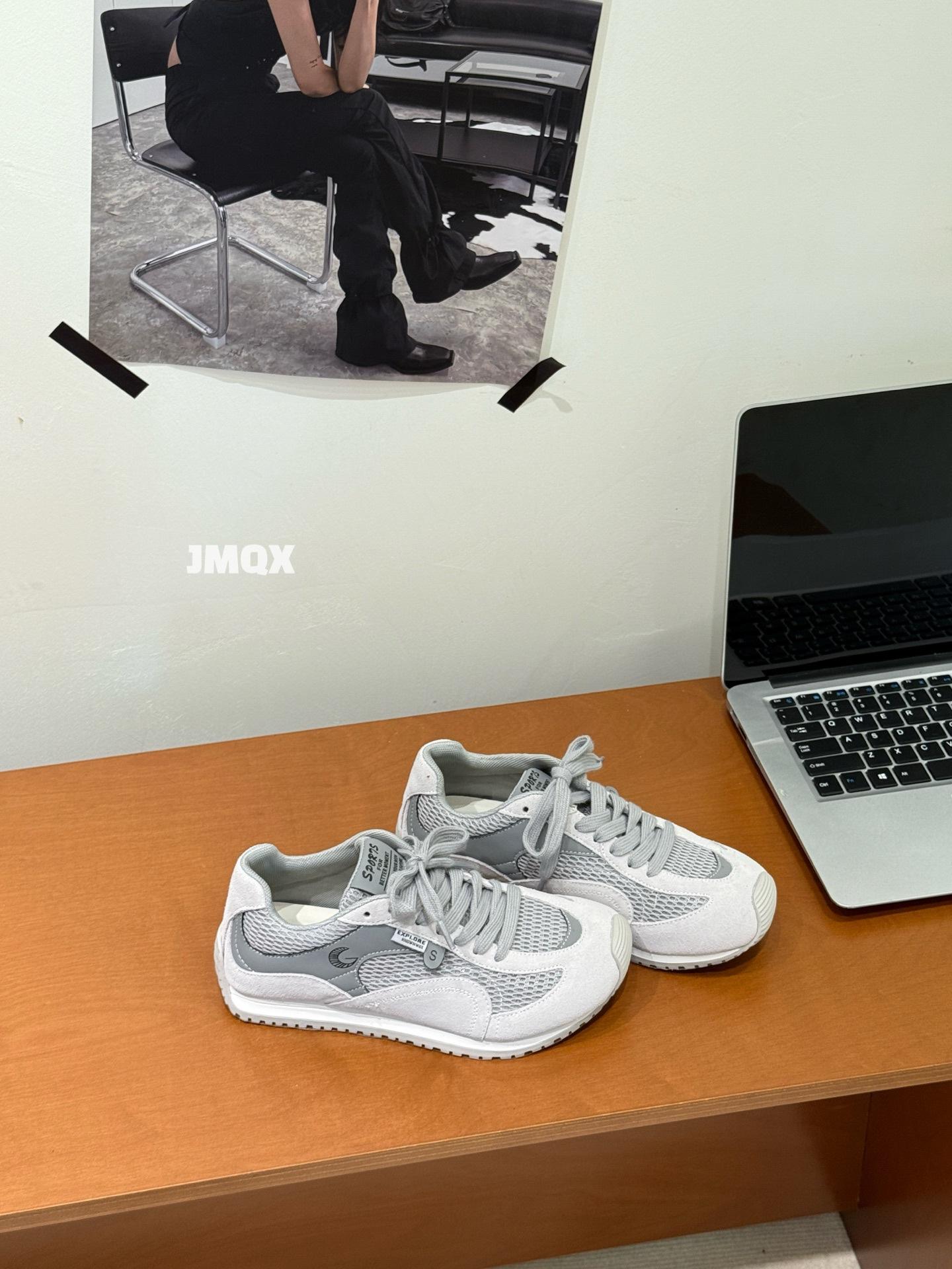 Leather women s shoes summer new fashion thick-soled versatile small height increase sports little white board shoes 39
Leather women s shoes summer new fashion thick-soled versatile small height increase sports little white board shoes 39