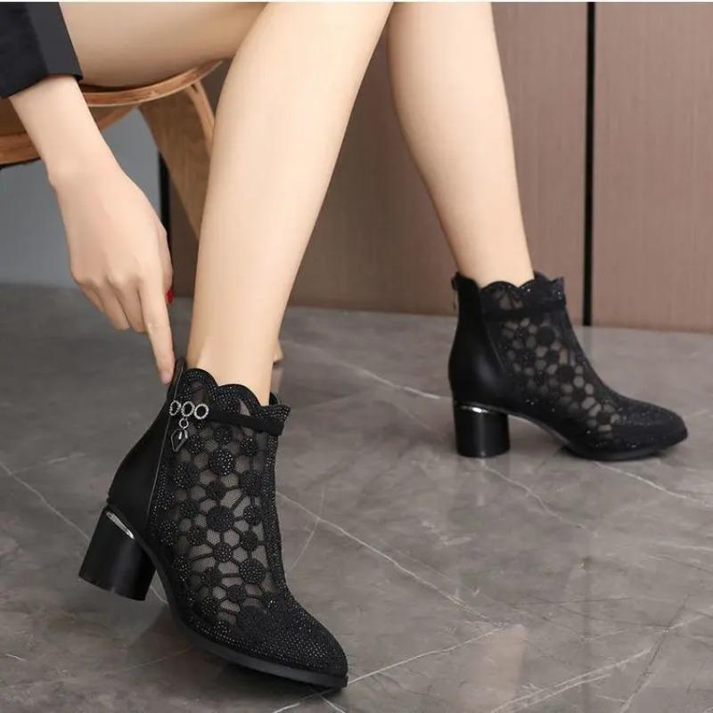 Spring Summer Fashion Rhinestones Gauze Sandals Thick Heels Mesh Autumn Ankle Boots Hollow Women s Shoes 39EU/CN40 чорний
Spring Summer Fashion Rhinestones Gauze Sandals Thick Heels Mesh Autumn Ankle Boots Hollow Women s Shoes 39EU/CN40 чорний