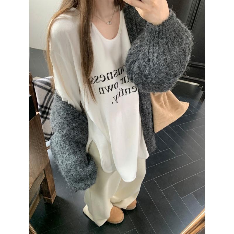 Design collar split-ended bottomed shirt women s spring German velvet polished long-sleeved shirt printed inner top 2XL
Design collar split-ended bottomed shirt women s spring German velvet polished long-sleeved shirt printed inner top 2XL