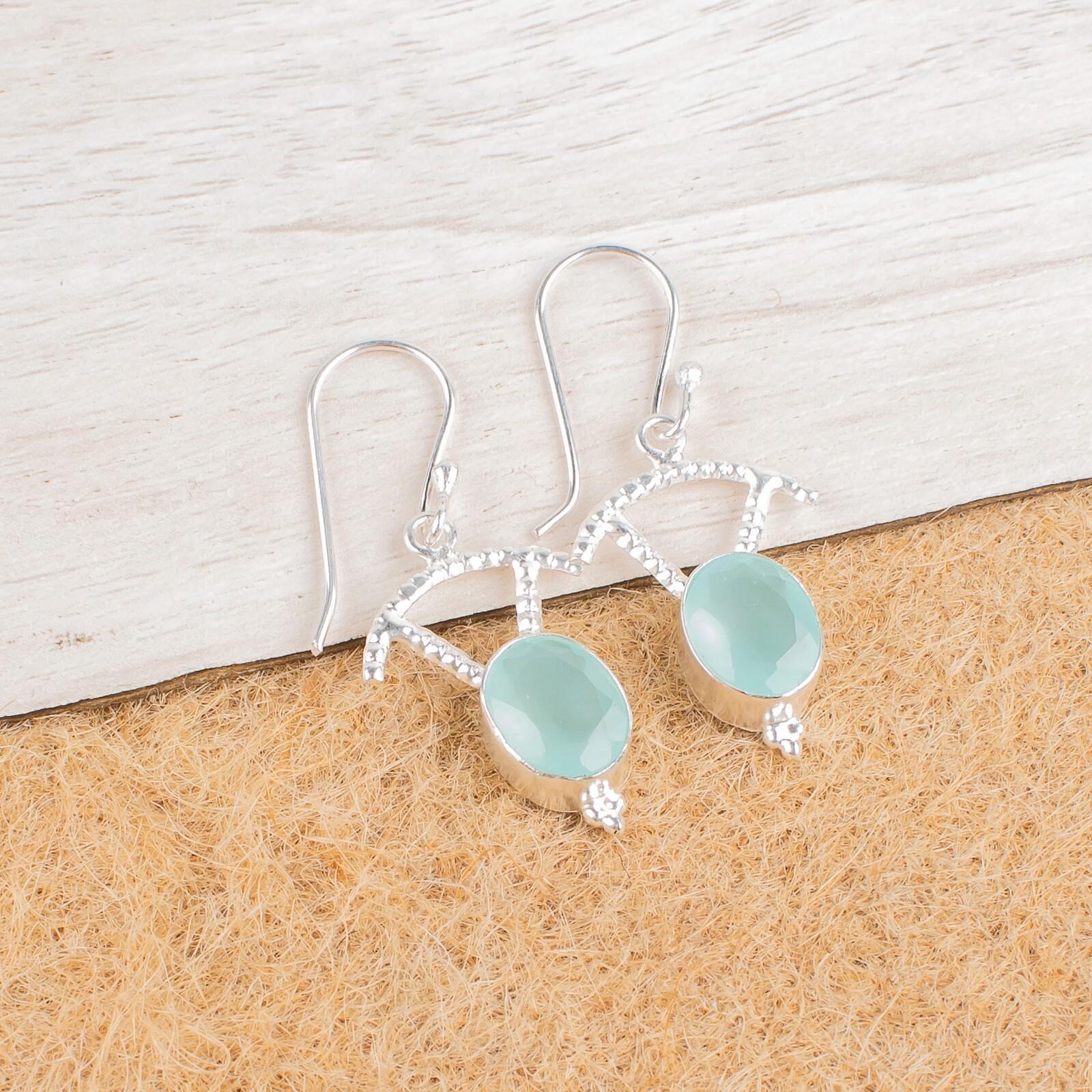 Aqua Chalcedony Gemstone 925 Sterling Silver Jewelry Earrings 1.50 Gift For Mom EE-51-14
Aqua Chalcedony Gemstone 925 Sterling Silver Jewelry Earrings 1.50 Gift For Mom EE-51-14