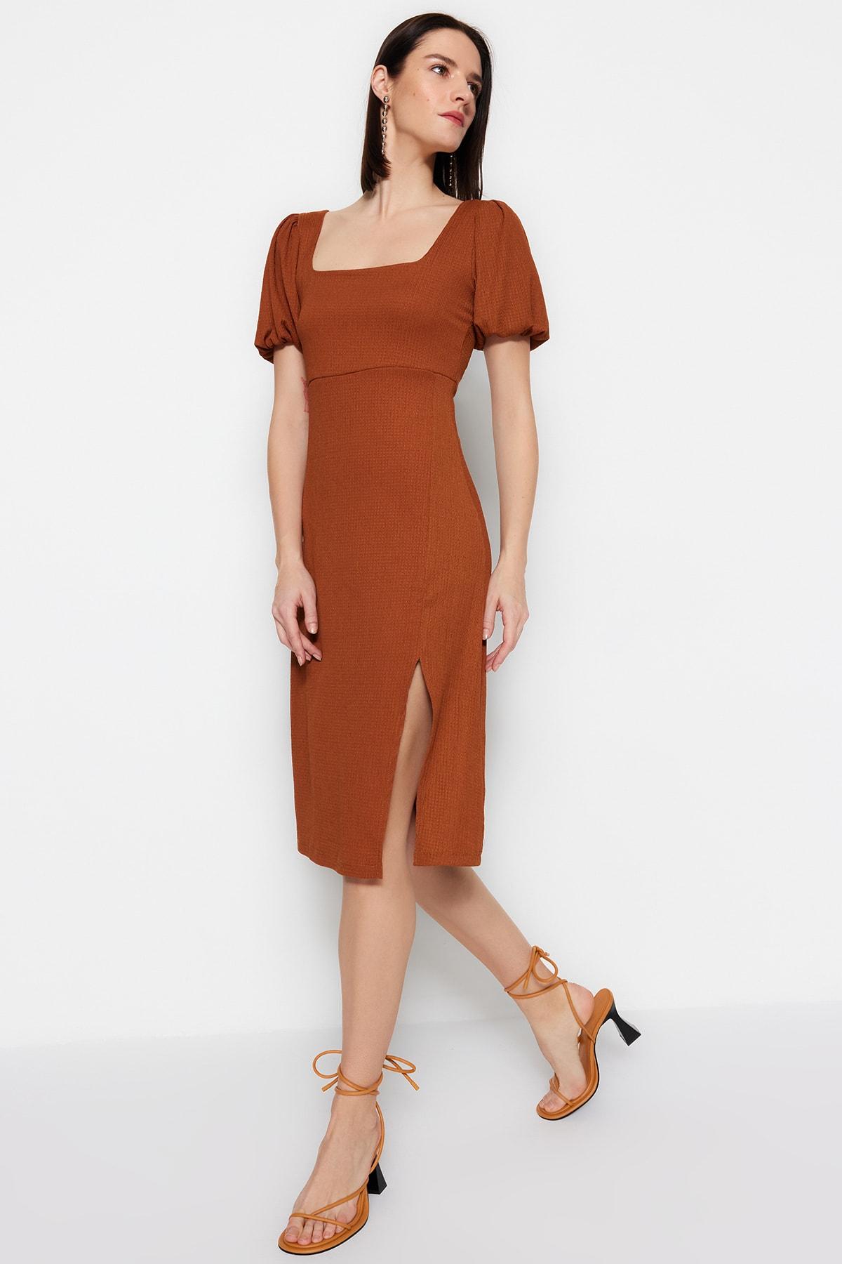 Women s Fashion New Dress Cinnamon Square Collar Balloon Sleeve A-Line Slit Detailed Twisted Textured Midi Knitted Dress L чорний
Women s Fashion New Dress Cinnamon Square Collar Balloon Sleeve A-Line Slit Detailed Twisted Textured Midi Knitted Dress L чорний
