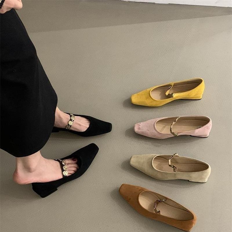 Temperament Mary Jane shoes women s 2025 spring word with square head retro single shoes thick heel suede commuting evening shoes 39 жовтий
Temperament Mary Jane shoes women s 2025 spring word with square head retro single shoes thick heel suede commuting evening shoes 39 жовтий