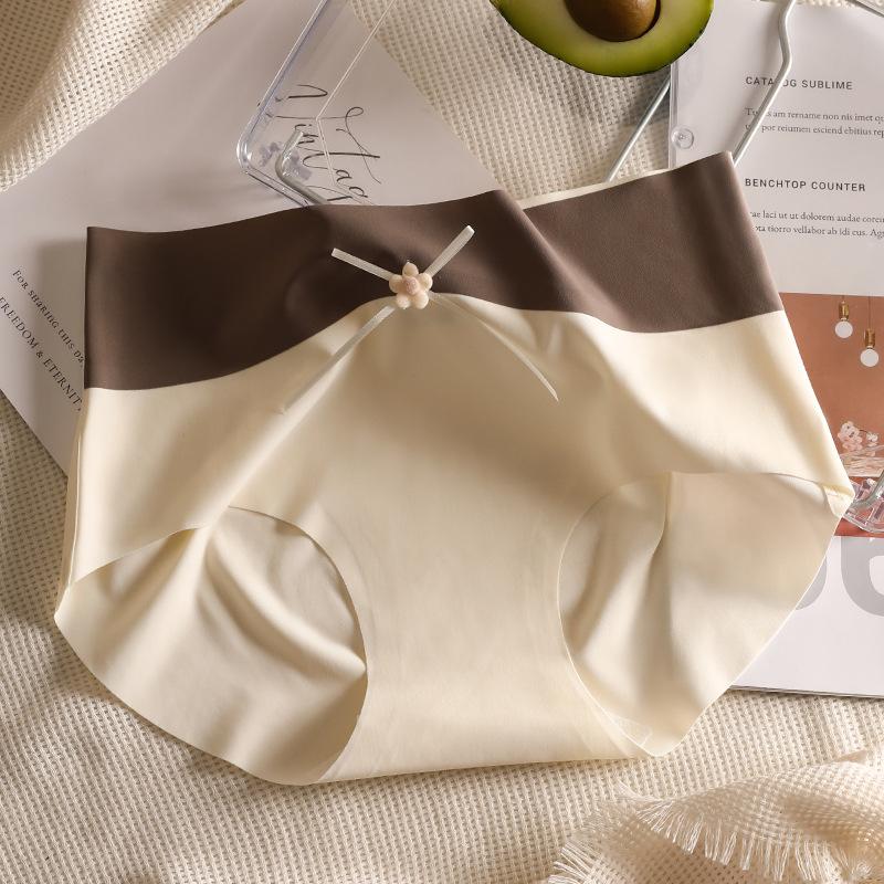 Girls Spring and Autumn Bowtie Cotton Anti Bacterial Silk Speed Dry Ice Silk Non Trace Middle Waist Triangle Briefs XL тілесний
Girls Spring and Autumn Bowtie Cotton Anti Bacterial Silk Speed Dry Ice Silk Non Trace Middle Waist Triangle Briefs XL тілесний