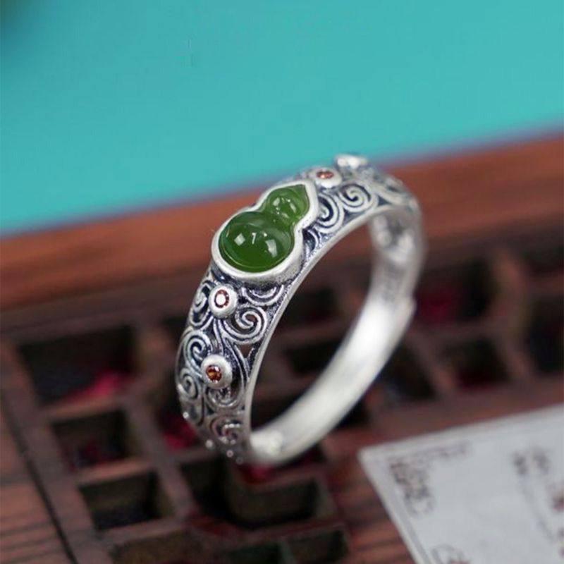 Chinese S925 Sterling Silver Cloud Gourd Ring: Retro Court Style Adjustable Women s Ring with Inlaid Fu Lu Symbol
Chinese S925 Sterling Silver Cloud Gourd Ring: Retro Court Style Adjustable Women s Ring with Inlaid Fu Lu Symbol