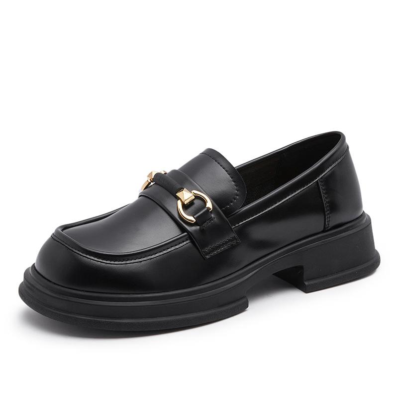 Platform loafers women s leather 2025 spring new horse buckle heightening casual shoes black small leather shoes women lazy 35
Platform loafers women s leather 2025 spring new horse buckle heightening casual shoes black small leather shoes women lazy 35