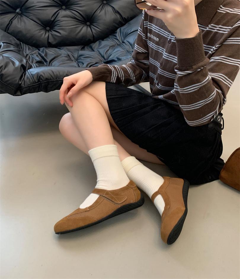 Retro round head platform shallow mouth shoes 2025 autumn and winter new casual French Mary Jane shoes 39 коричневый
Retro round head platform shallow mouth shoes 2025 autumn and winter new casual French Mary Jane shoes 39 коричневый